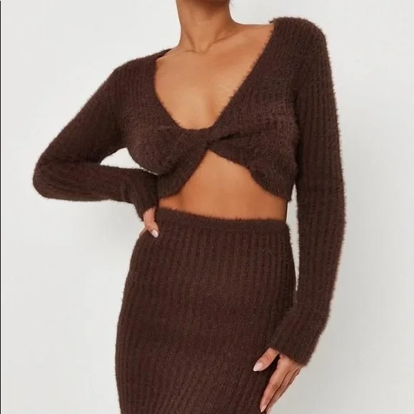CARLI BYBEL X MISSGUIDED CHOCOLATE CO ORD FLUFFY KNIT SET - Picture 4 of 9